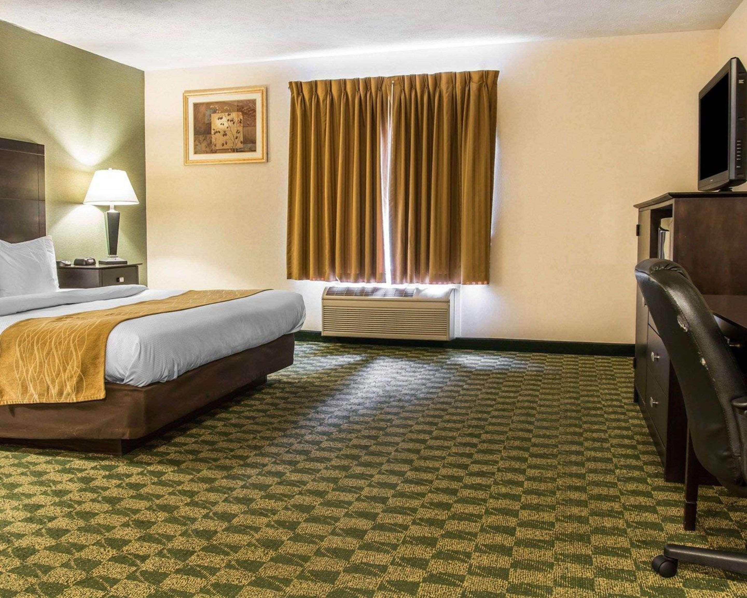 Comfort Inn Whitehall Near Michigan'S Adventure Luaran gambar