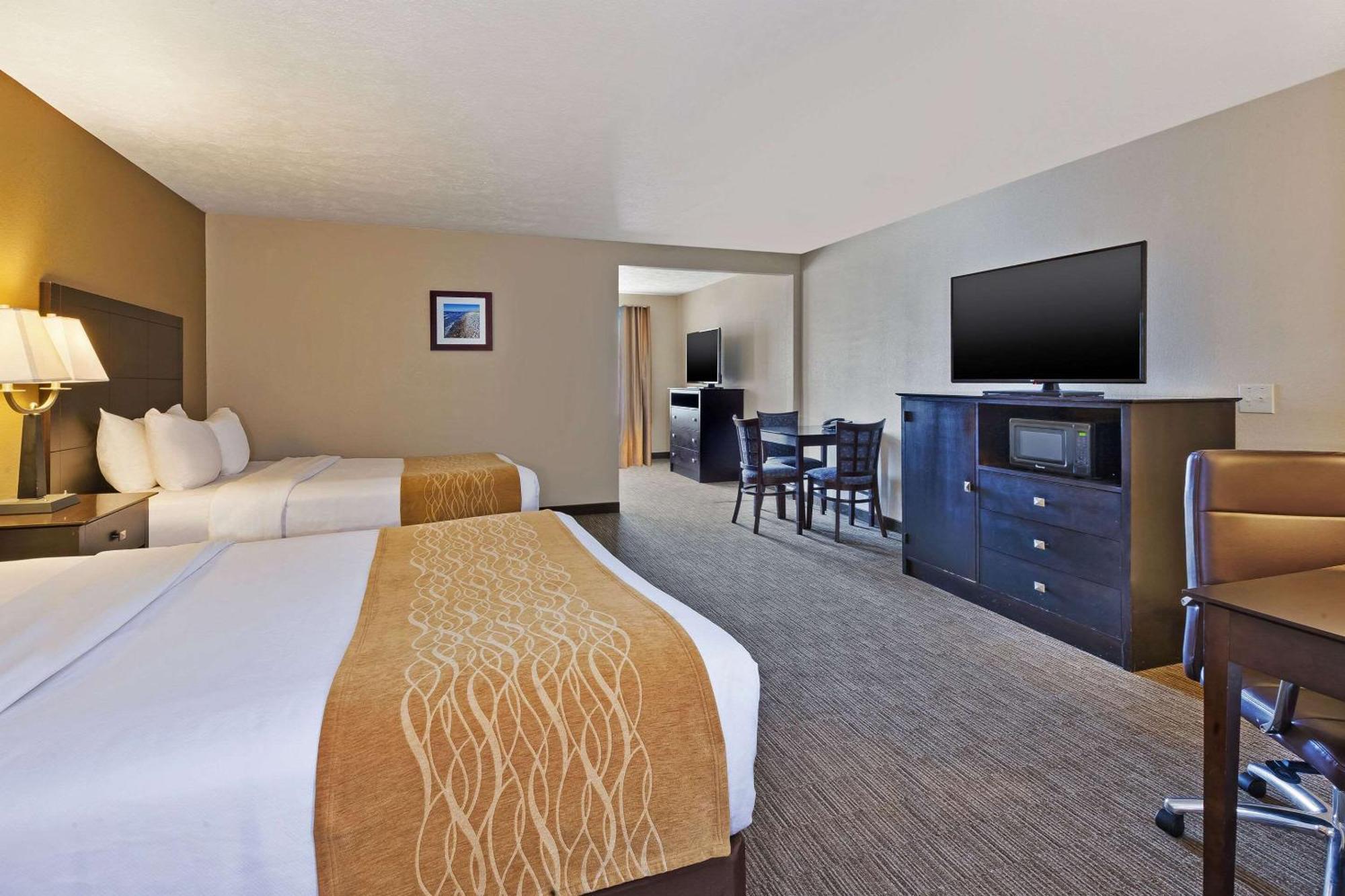 Comfort Inn Whitehall Near Michigan'S Adventure Luaran gambar